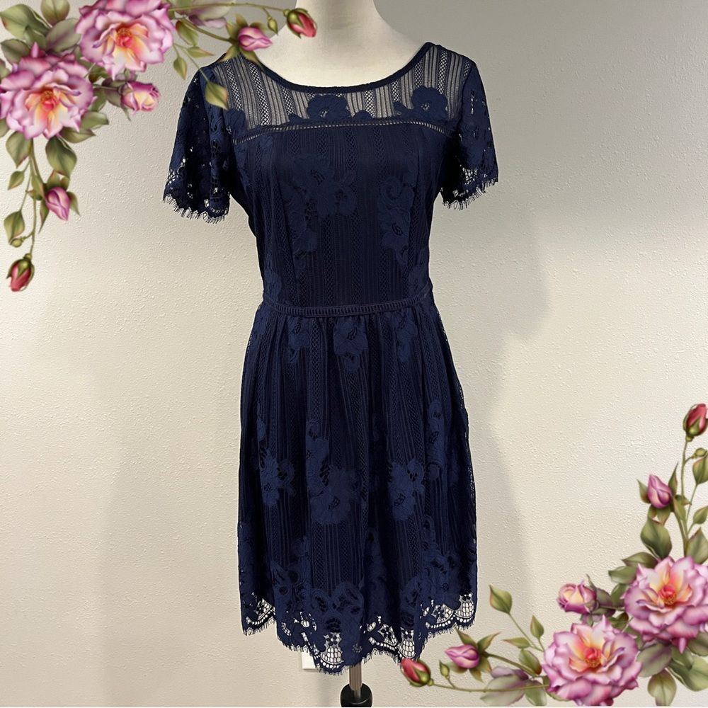 Maurice’s scoop neck short sleeve‎ Navy Lace mini Dress size 3/4